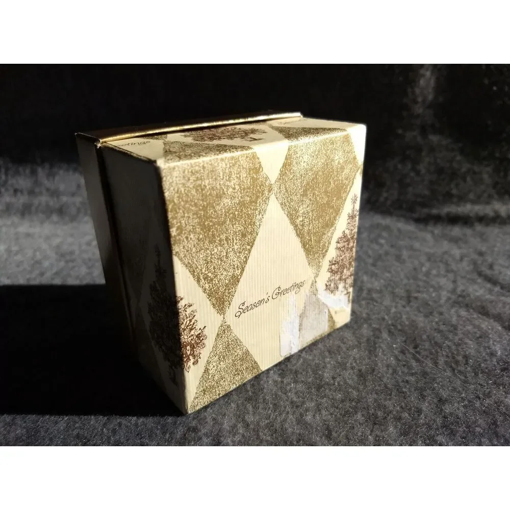 LIA Lianna White Enamel Poinsettia Christmas Tree Brooch Rhinestone Star Box VTG